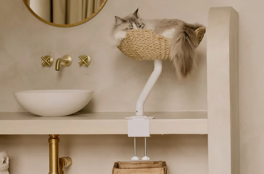 Ergo Purrch - The Sustainable Desk-Mounted Cat Bed