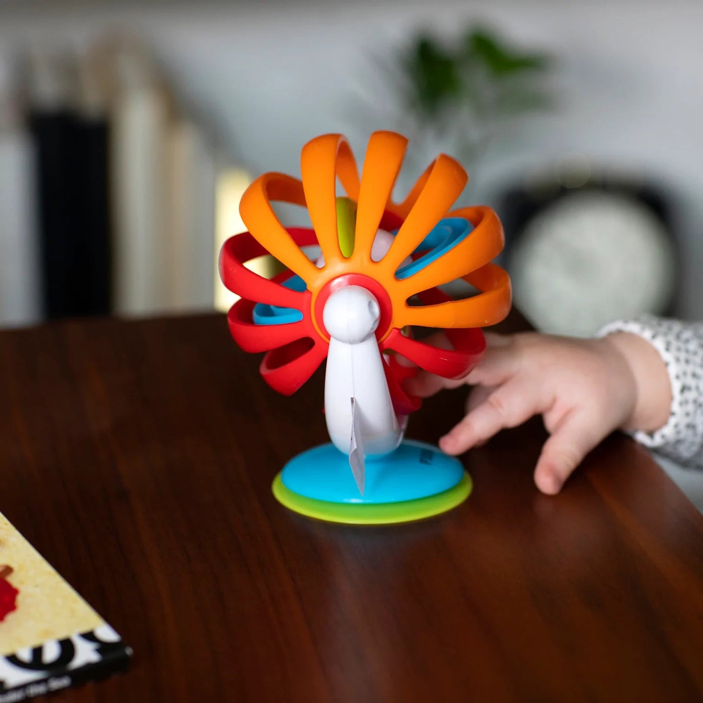 Professora™ dos primeiros sentidos e formas do bebê